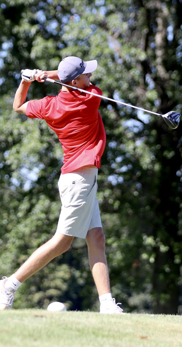 PFcardinals's tweet photo. The fall sports season is off to a great start. Jack Dias ‘25 shot even-par 35 and the team won 144-157 over West Springfield!⛳️#PopeFrancisPrep #RollPope https://t.co/Lz6SxOUeEK