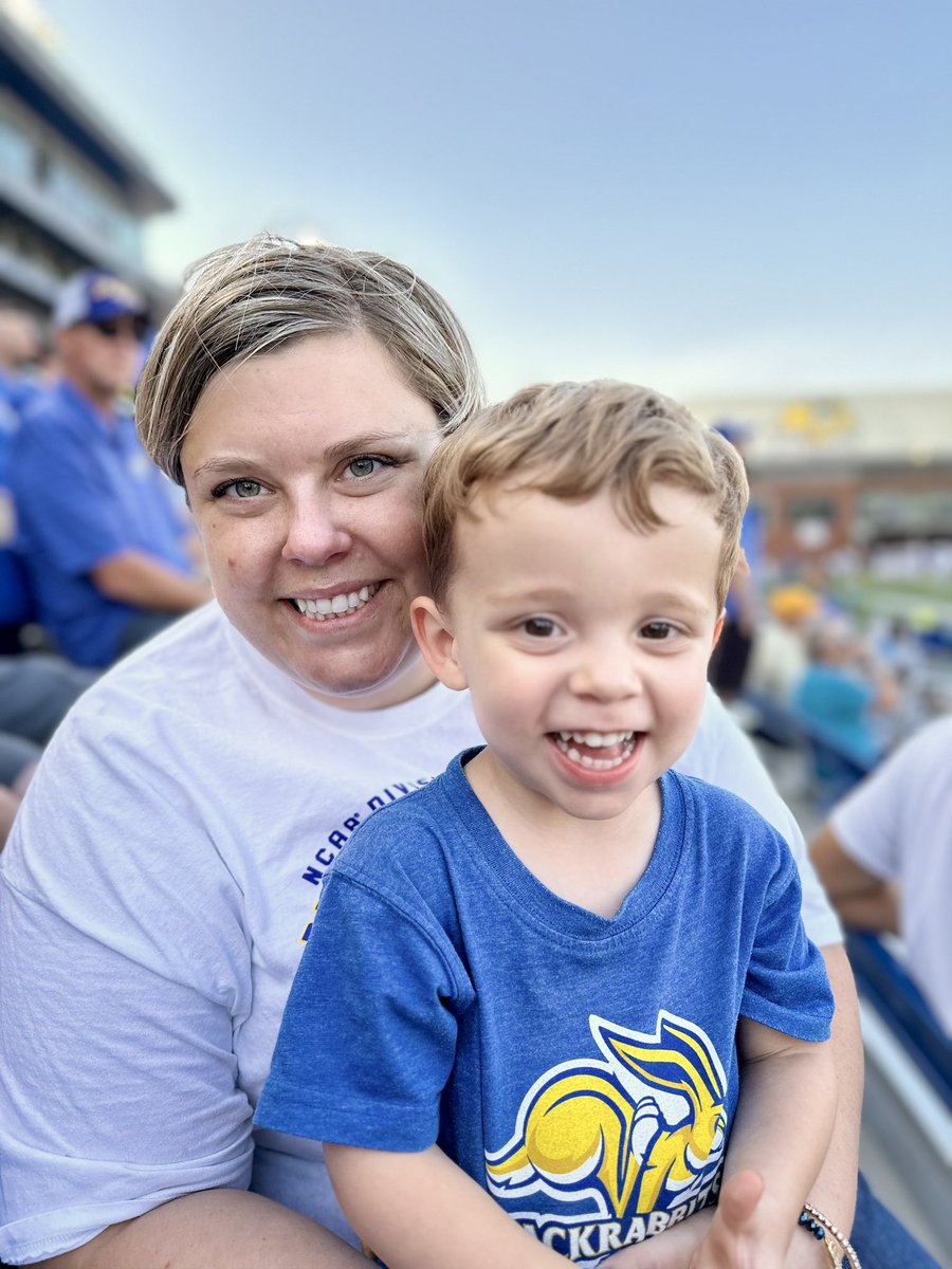seniaJborg's tweet photo. First game of the season! #GoJacks https://t.co/pBzUEbjHqG