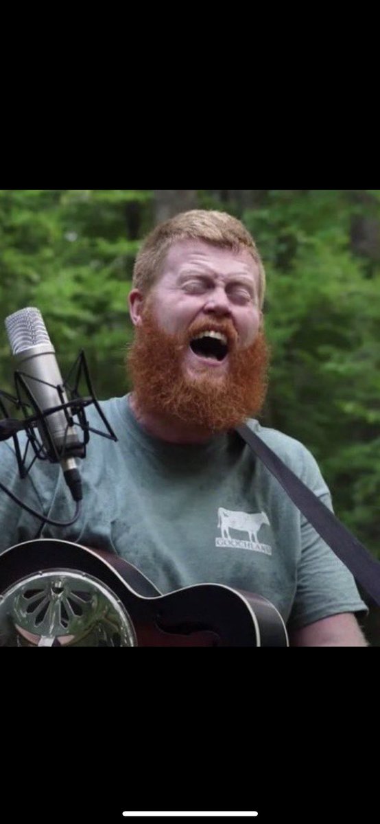 Need this guy to write a song about how NYC just raised the subway fare to $2.90 right under our noses. <a href="/AintGottaDollar/">Oliver Anthony Music</a>