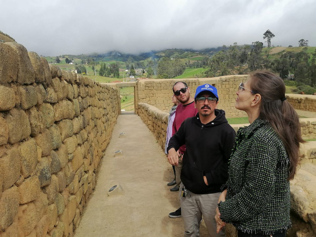 INPCEcuador's tweet photo. #INPCInforma 🏺
En la provincia del Cañar la directora ejecutiva del INPC, Catalina Tello junto a su equipo técnico, recorrieron las instalaciones del Complejo Arqueológico Ingapirca, para constatar la finalización de los trabajos de conservación en el sector del Acllahuasi.
1/3 https://t.co/jyzKP21j4u