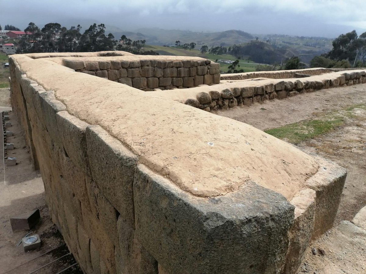 INPCEcuador's tweet photo. #INPCInforma 🏺
En la provincia del Cañar la directora ejecutiva del INPC, Catalina Tello junto a su equipo técnico, recorrieron las instalaciones del Complejo Arqueológico Ingapirca, para constatar la finalización de los trabajos de conservación en el sector del Acllahuasi.
1/3 https://t.co/jyzKP21j4u