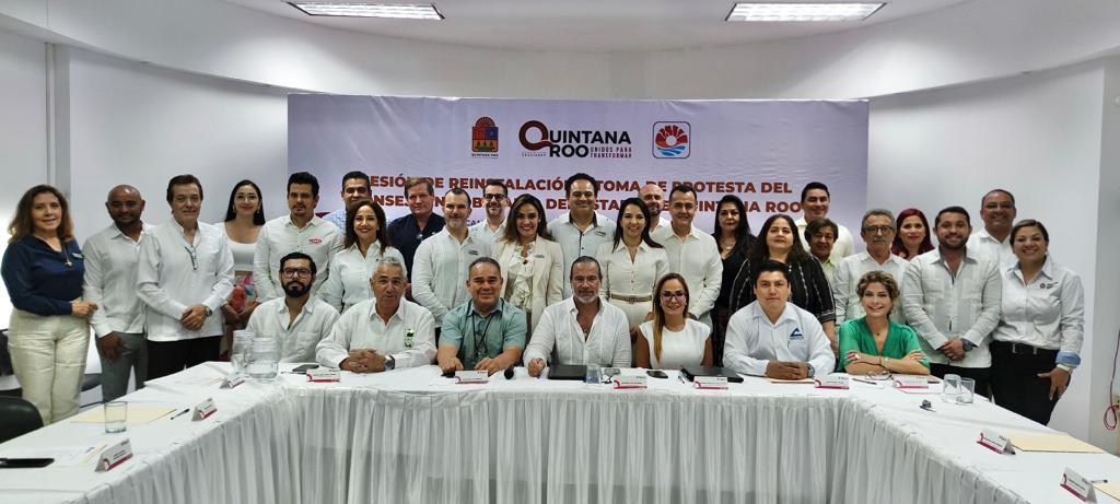31 de agosto de 2023.- El día de hoy se llevó a cabo la Sesión de Reinstalación y Toma de Protesta del Consejo Inmobiliario del Estado de Quintana Roo.