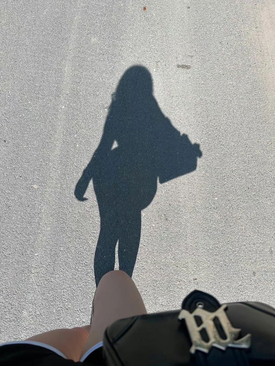 colangeloTest's tweet image. I hope all the good memories will stay on sunny days.