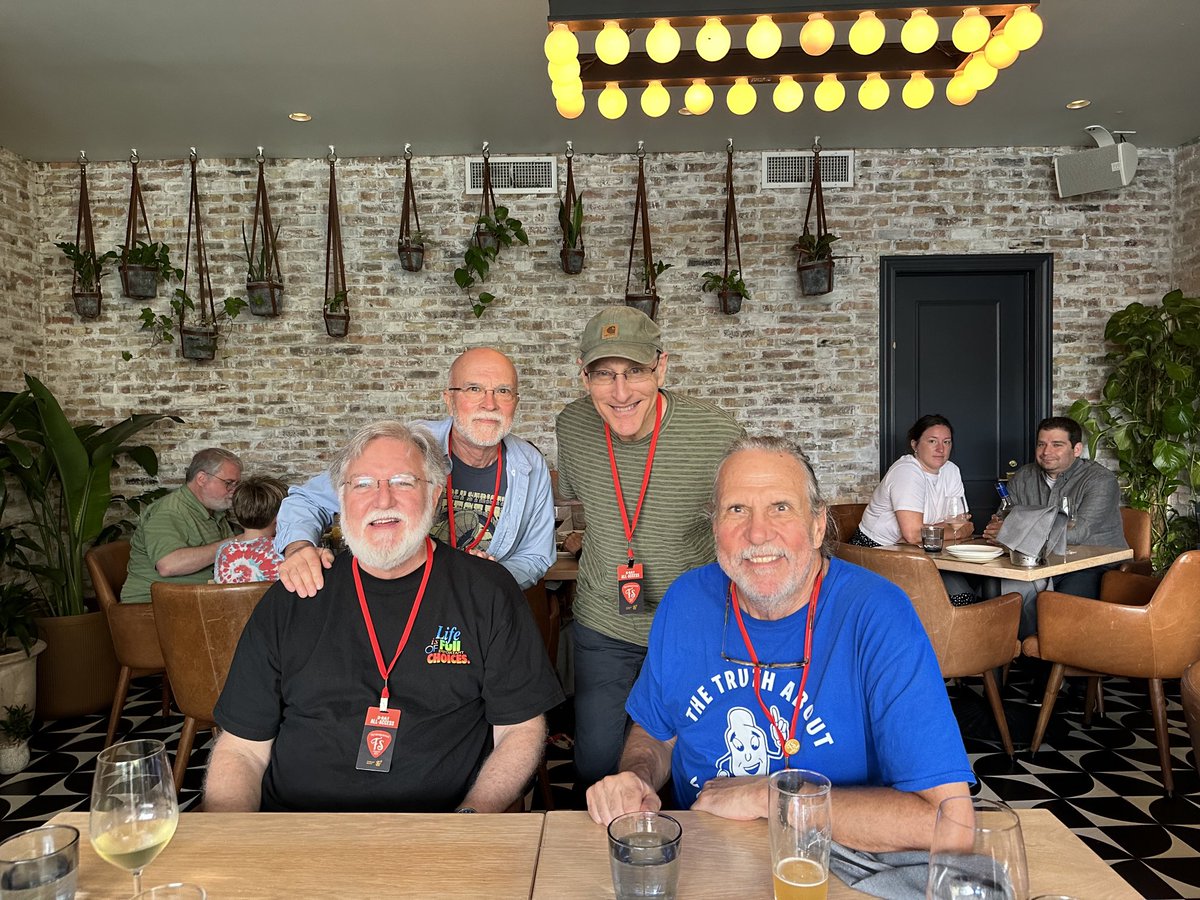 GuitarChuck tweet media