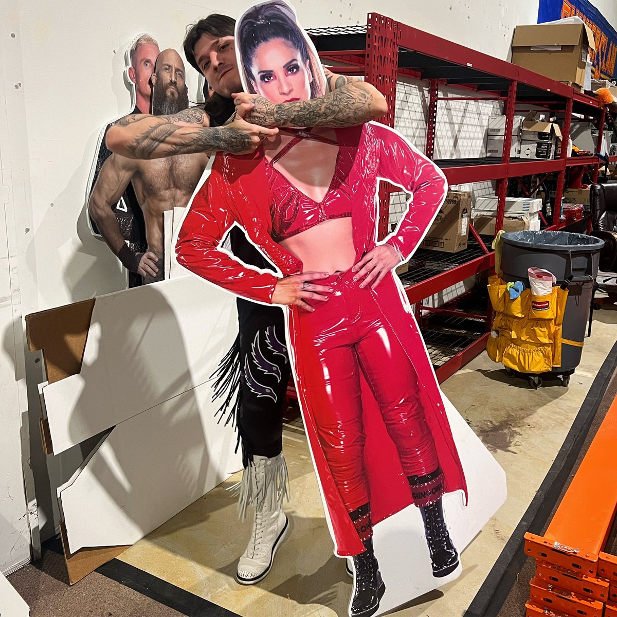 What they didn’t show you on RAW. <a href="/DomMysterio35/">Dominik</a> got the big B***h in a choke hold 🔥😈