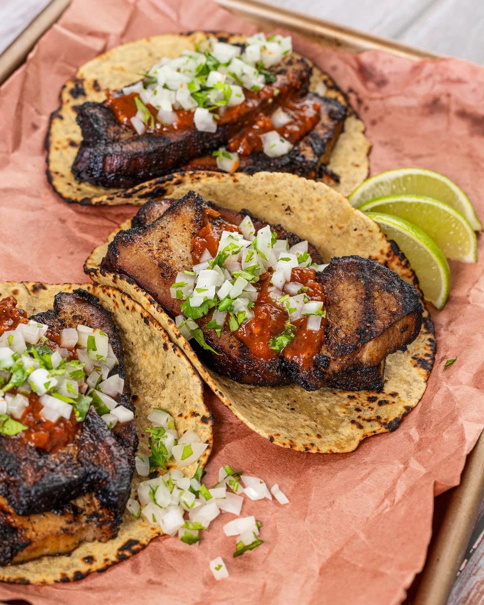 In this week’s issue, we share 4 delicious and inventive BBQ recipes to make this Labor Day weekend from @girlscangrill, @heygrill_hey, & more. Read here: bbqnewsletter.substack.com/p/four-delicio…