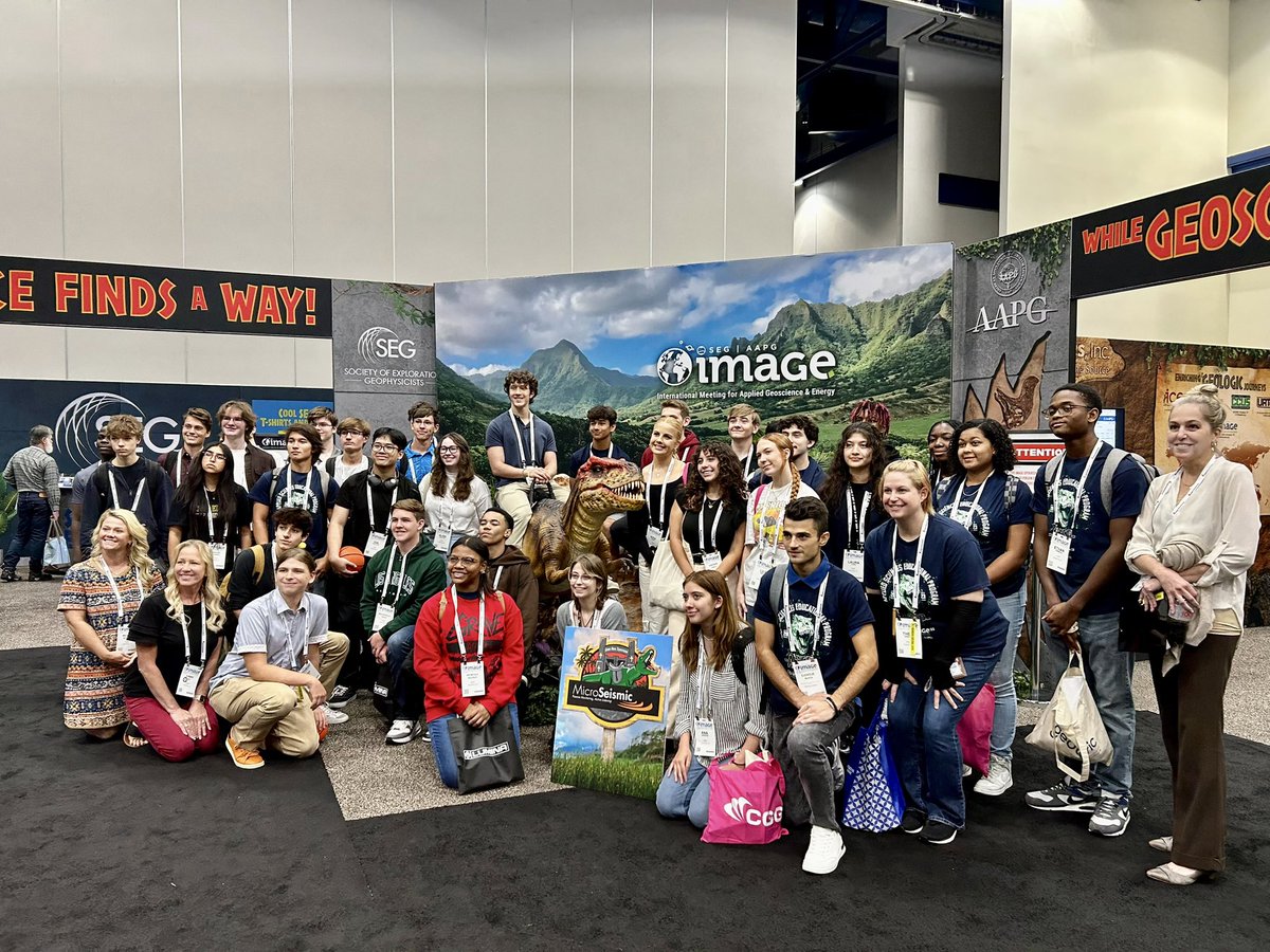 Kelly Knight tweet media