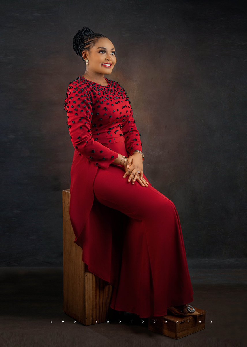 CdiChurch's tweet photo. HAPPY BIRTHDAY TO OUR PRINCESS 👸 AND PASTOR’S PEACE OF MIND 😍
THE CDI NATION IS BLESSED TO HAVE YOU MA.
THANK YOU FOR ALL YOU DO FOR ALL US IN THIS NATION.
WE PRAY THAT THIS NEW YEAR BIRTHS GREAT THINGS FOR YOU!!

CDI NATION CELEBRATE OUR PRINCESS TODAY 💃💃💃

#hbdma https://t.co/L0HbuknyVg