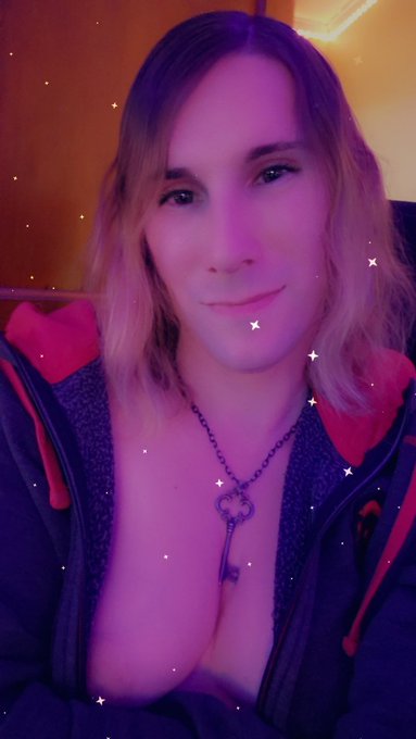 last night of the week that I have a bed time- then I get a 3 day weekend after work tomorrow- so good<a href="/tag/boobs"class="tags"><span>#boobs</span></a><a href="/tag/transgender"class="tags"><span>#transgender</span></a><a href="/tag/nsfw"class="tags"><span>#nsfw</span></a><a href="/tag/tits"class="tags"><span>#tits</span></a><a href="/tag/nsfwselfie"class="tags"><span>#nsfwselfie</span></a>