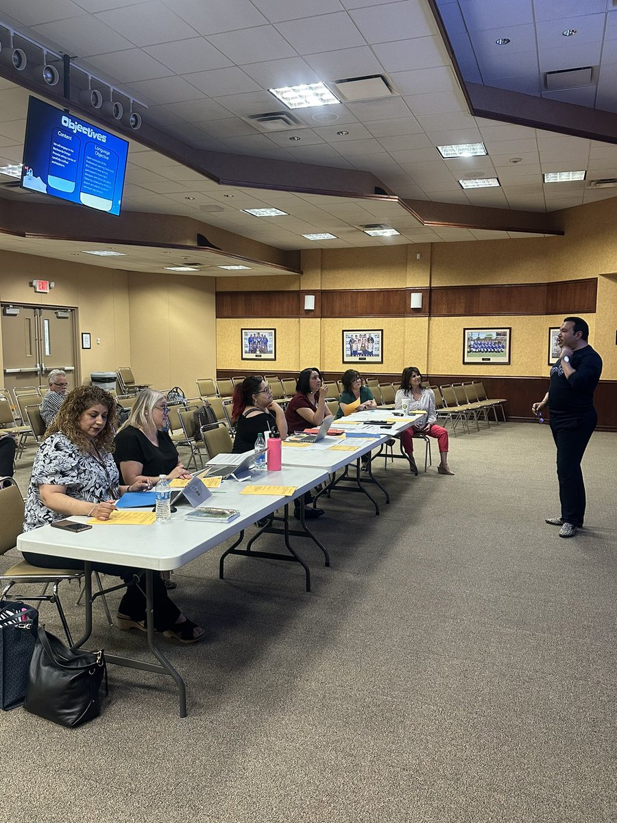 🤓 An incredible day of growth and preparation at our instructional specialist meeting‼️ Our Instructional Officers are empowering them to excel in PLC planning‼️💪📚<a href="/SanElizarioISD/">San Elizario ISD</a> #SEISDPeoplePassionPurpose 💛