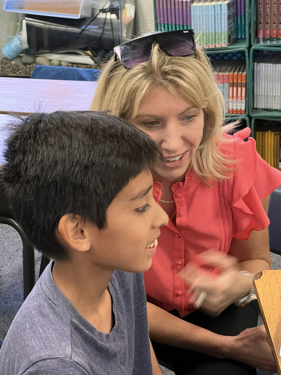jacquiegaebe's tweet photo. Best part of being a board member … the students!  Love that I’m part of a team that remembers our why!  #iamvusd @visaliausd @KirkShrum @WaltaGamoian @PaulBelt https://t.co/nYSaeSEiMx