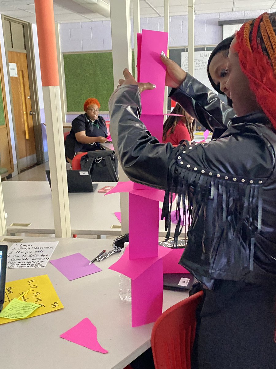 DeskofBHorne's tweet image. Engaging day visiting classrooms with our amazing students and dedicated teachers! Getting a firsthand look at the incredible learning experiences happening here at Western. 🎓 #Education #SchoolCommunity #WomeninCoding