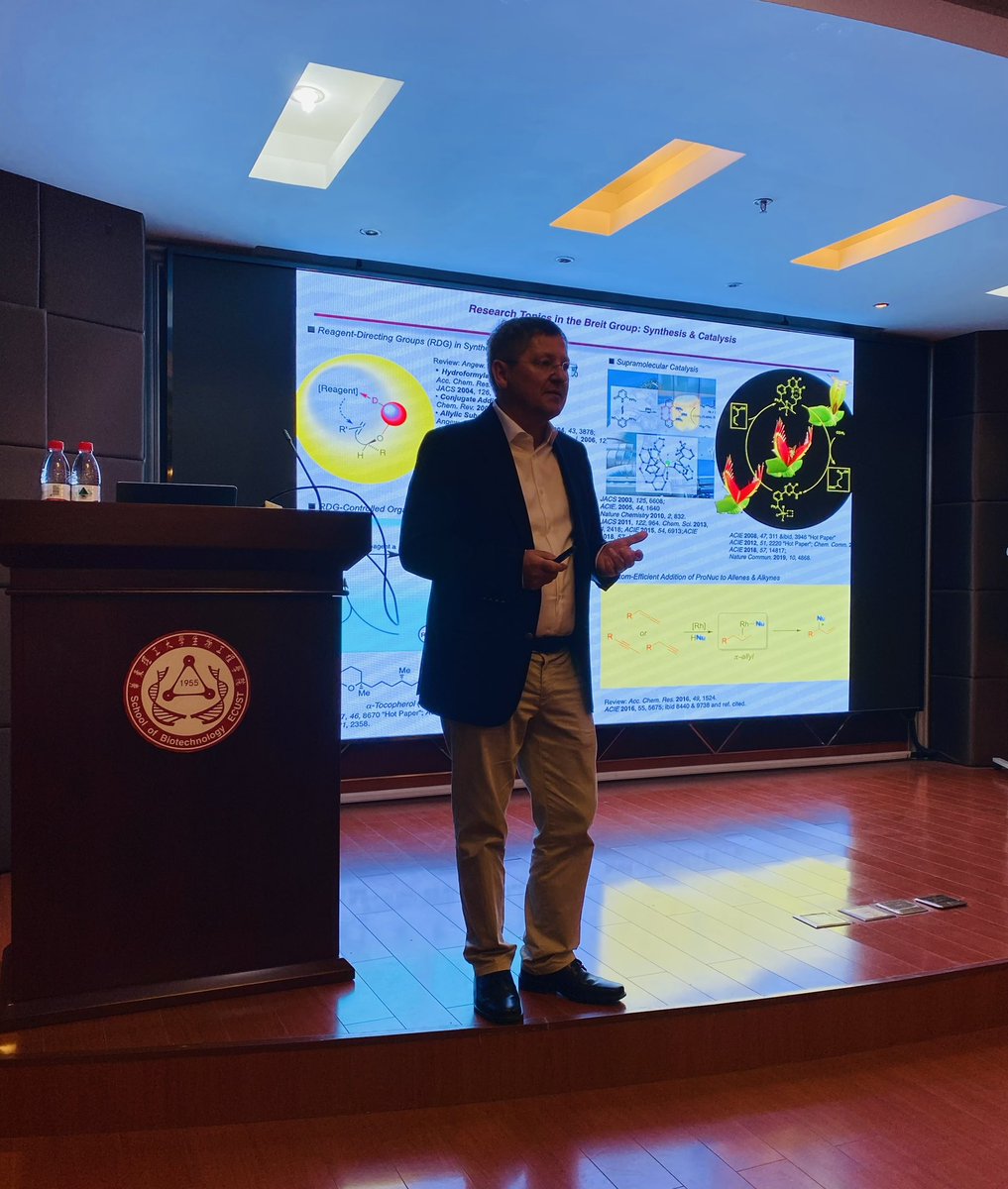 Meeting friends on an exciting lecture tour through China
