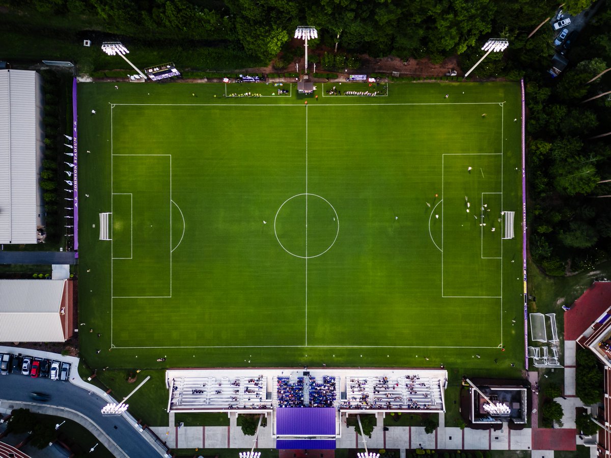 ECUSoc's tweet photo. What a beautiful night to play soccer. 😍

#GoPirates https://t.co/XgCp0MuVzF