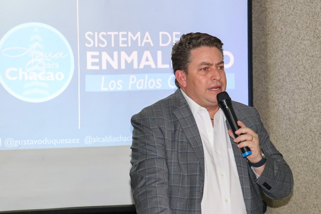 duquegustavoS's tweet photo. Cada día sumamos más chacaoenses a las Asambleas de Vecinos. Anoche acompañamos una fructífera reunión en el Edif. Las Palmas, ubicado en LPG. 

Recibimos interesantes  propuestas y atendimos inquietudes. Uniendo esfuerzos para fortalecer nuestro trabajo en el municipio ☑️ https://t.co/e6Qw5QZfFm