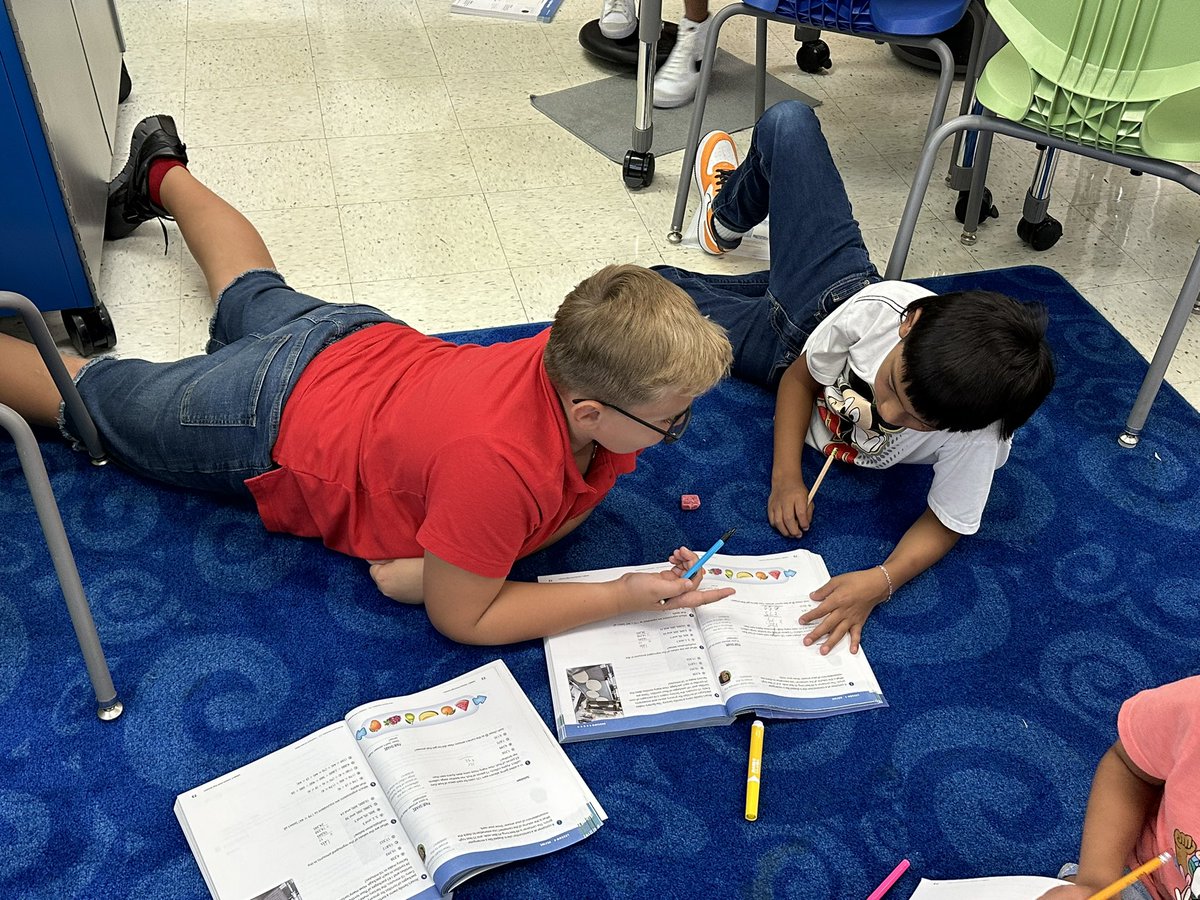 Mrs_Vargo's tweet photo. My happiest moments are when my students can go and teach a peer. #Proud2BD23 #iteachfifthgrade #workingtogether https://t.co/Yddw6hE95j