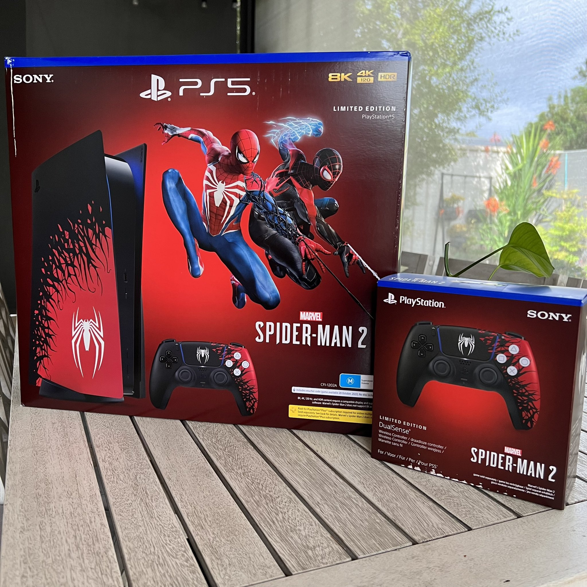 VigilanteSpider on X: Todays the day! Got the Marvel's Spider-Man 2  console bundle & a extra controller. #SpiderMan2PS5   / X