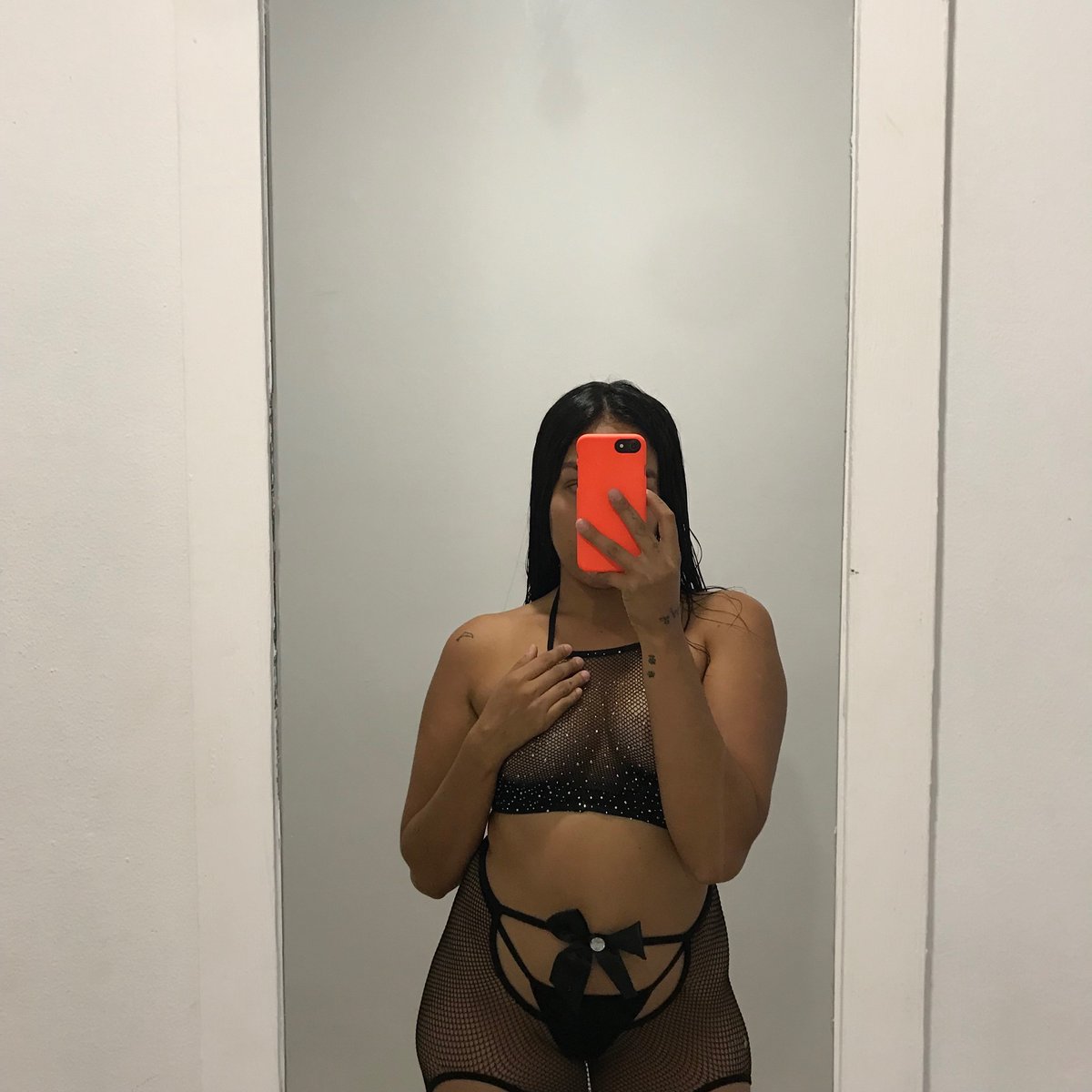 yyuri21_'s tweet photo. Agrégame en Telegram⏏️ https://t.co/KefcNo1VsQ Estoy disponible para llamadas privadas$💦😘 https://t.co/JzFtivSXWw