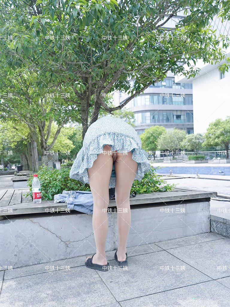 AnNi0808's tweet photo. 谁想跟我一起逛街？十三姨包吃包住包奶茶，只需要你提供你的精力！私信我，聊聊你在哪？多���？ https://t.co/X2OVyRTVQe