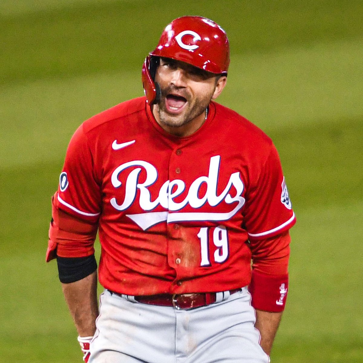 Jolly_Olive's tweet photo. 2000 games played
64.5 career WAR
355 home runs
2010 NL MVP winner
.410 career OBP
144 career OPS+

Is Joey Votto a Hall of Famer? https://t.co/hZes7mdrz7