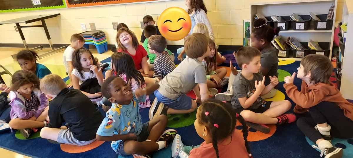 We've been practicing a lot on how to have meaningful and effective conversations with each other. I'm so proud of how much collaboration and learning these kids are doing together! ❤️
#OneLinden #BigBlueOnTheMove