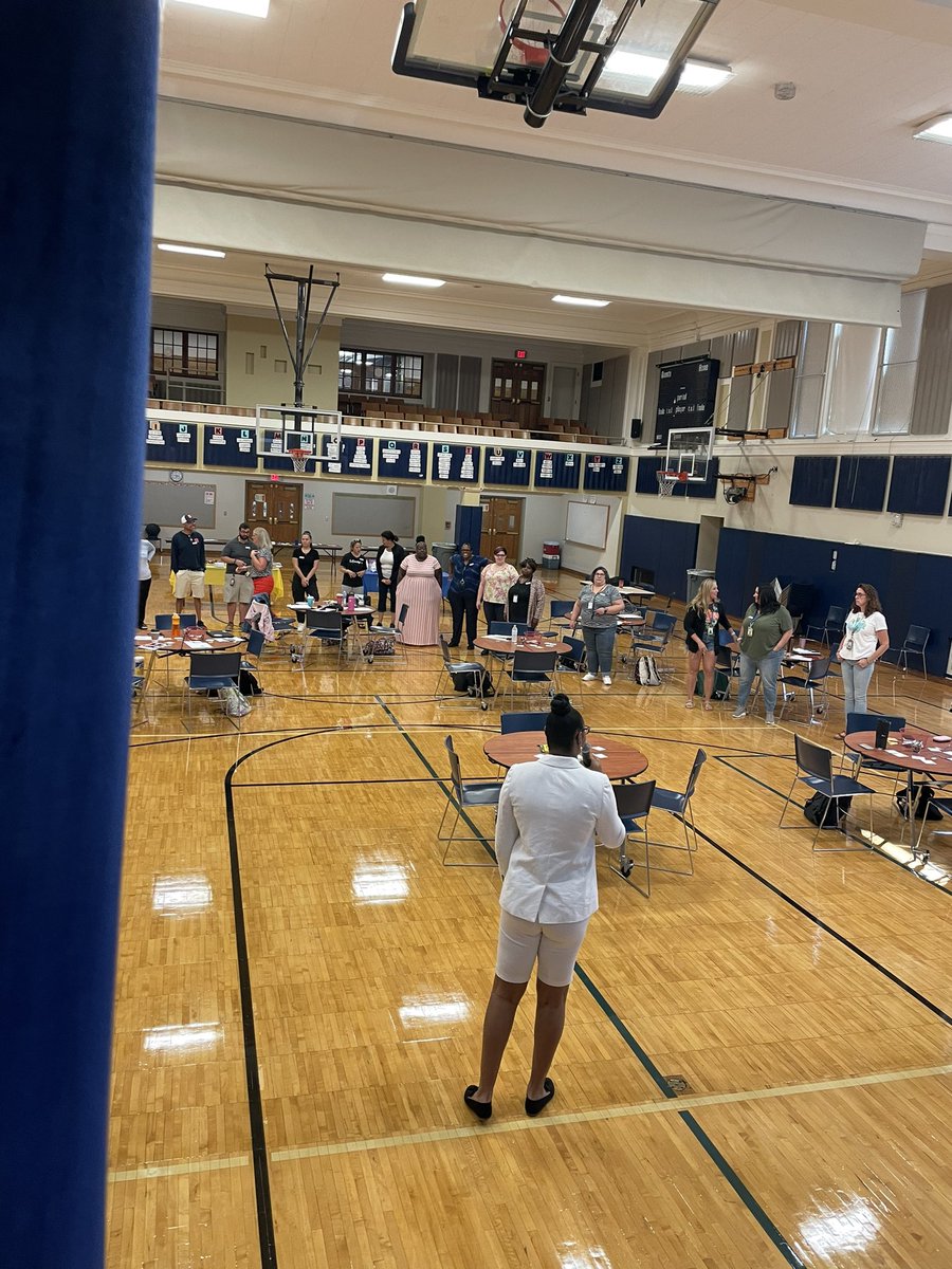 Adriana Rozestraten tweet media