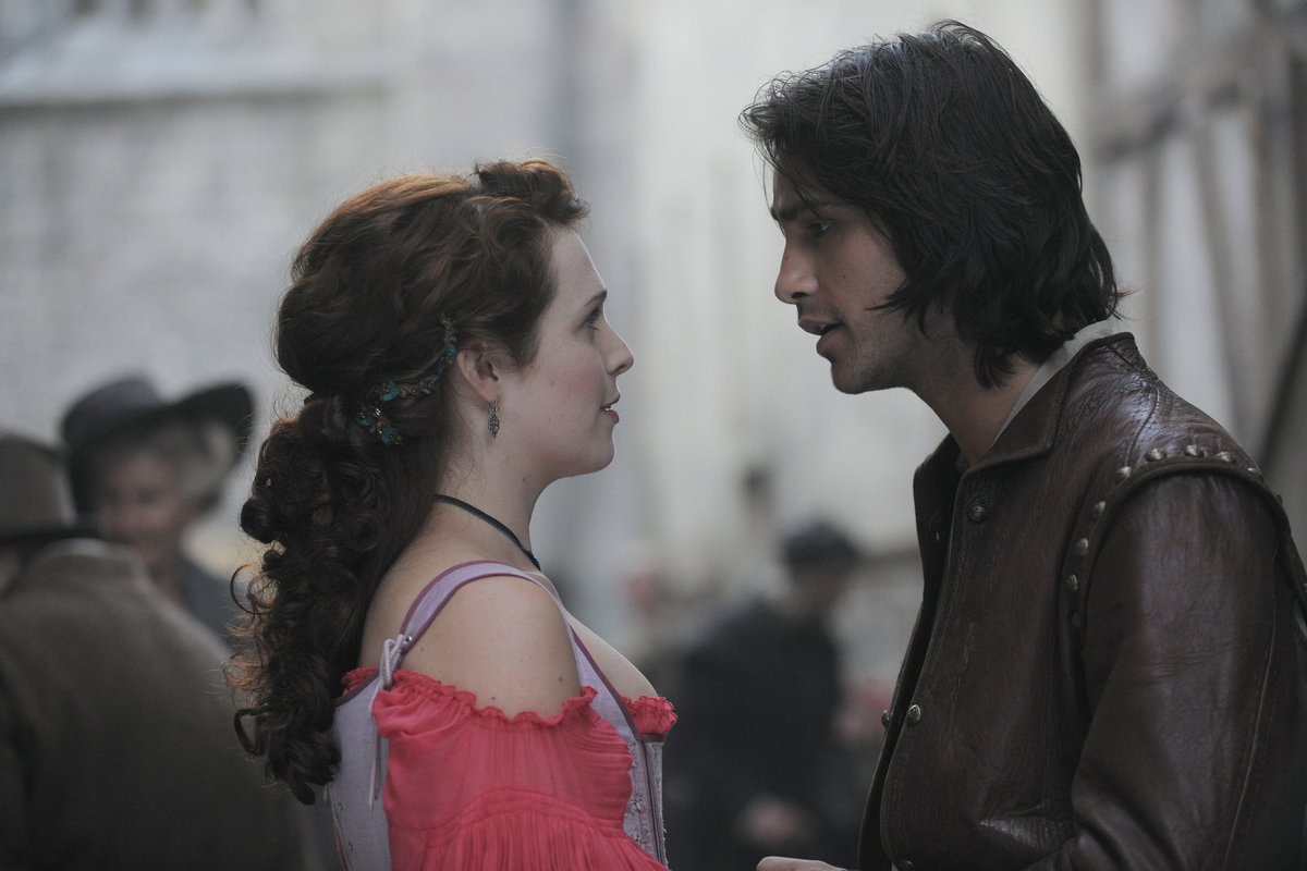 JuttaFreudig's tweet photo. #MusketeersEurope Season 1 #TheMusketeers ⚜️ #Couples 💘 #Aramis & #QueenAnne #SantiagoCabrera #AlexandraDowling - #DArtagnan & #Constance #LukePasqualino #TamlaKari - #Porthos & #Alice #HowardCharles #ZoeTapper - #Athos & #Milady #TomBurke #MaimieMcCoy #MissingTheMusketeers https://t.co/oIIMMUN4z4