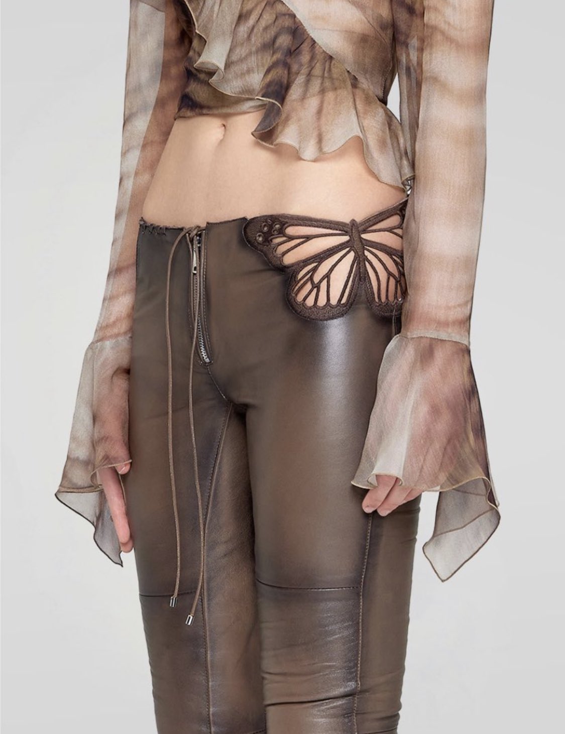 パンツ theredthread S butterfly leather pants THEREDTHREAD】S butterfly leather pants