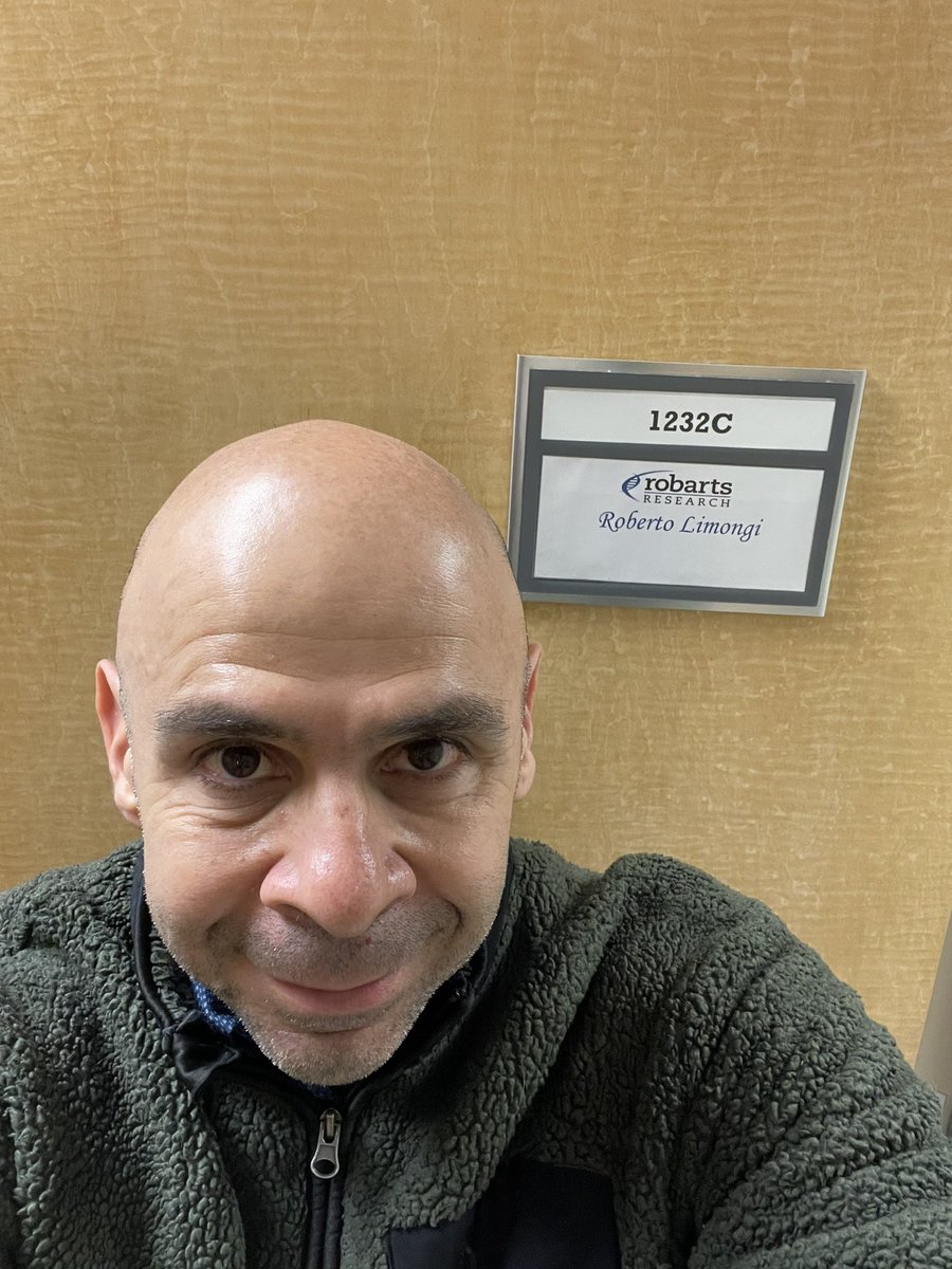 roberto_limongi's tweet photo. My last day at Robarts Research Institute, Western University. On September 1st, Tenure Track Faculty Appointment at Brandon University where I will direct the “Limongi Writing-Brain Laboratory” https://t.co/k719D8sgLI