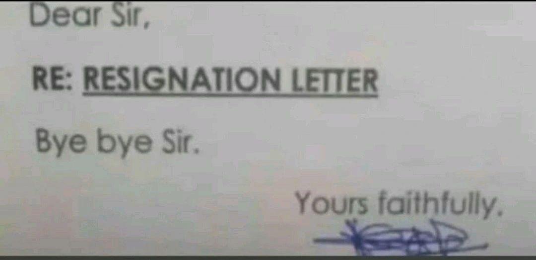 jeffrazi's tweet image. Resignation Letter Template.

Ni checklist dia:
-Date bila berhenti.
-Cakap la benda positif (walau hakikatnya takda).
-Info pasal handover kerja dekat orang baru.
-In future boleh contact dekat mana.

Kalau malas nak buat surat macam ni, hantar macam surat kedua tu je. senang.