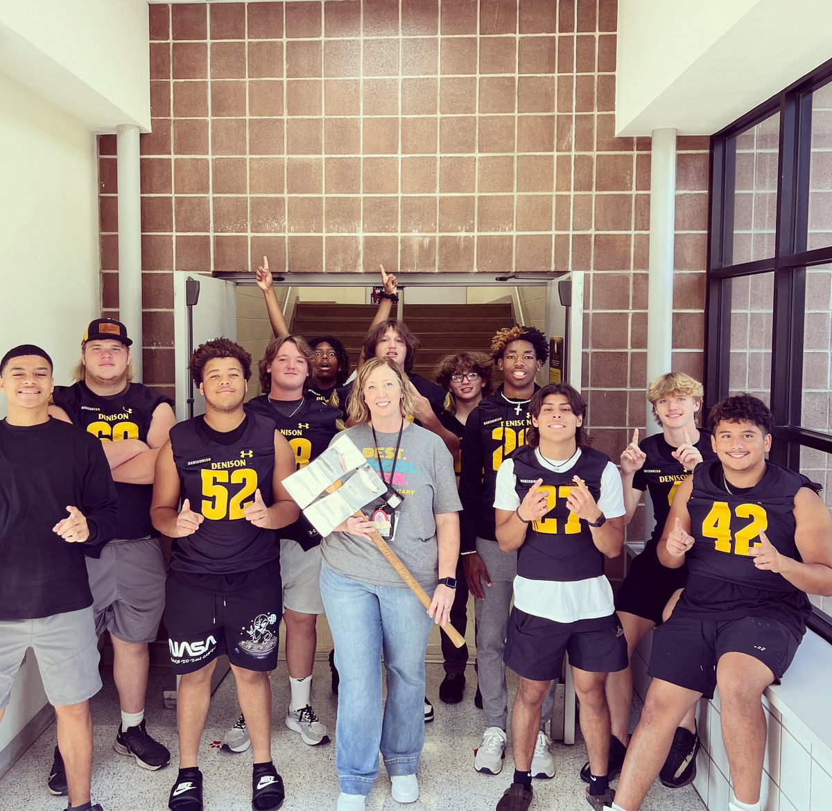 I loved watching these boys show off the Ax at Lamar. I hope they realize how much our students look up to them! They had me laughing so much and even tried out our zen room. They were mostly concerned about where they were going to eat afterwards 😂. #igtbayj🐝