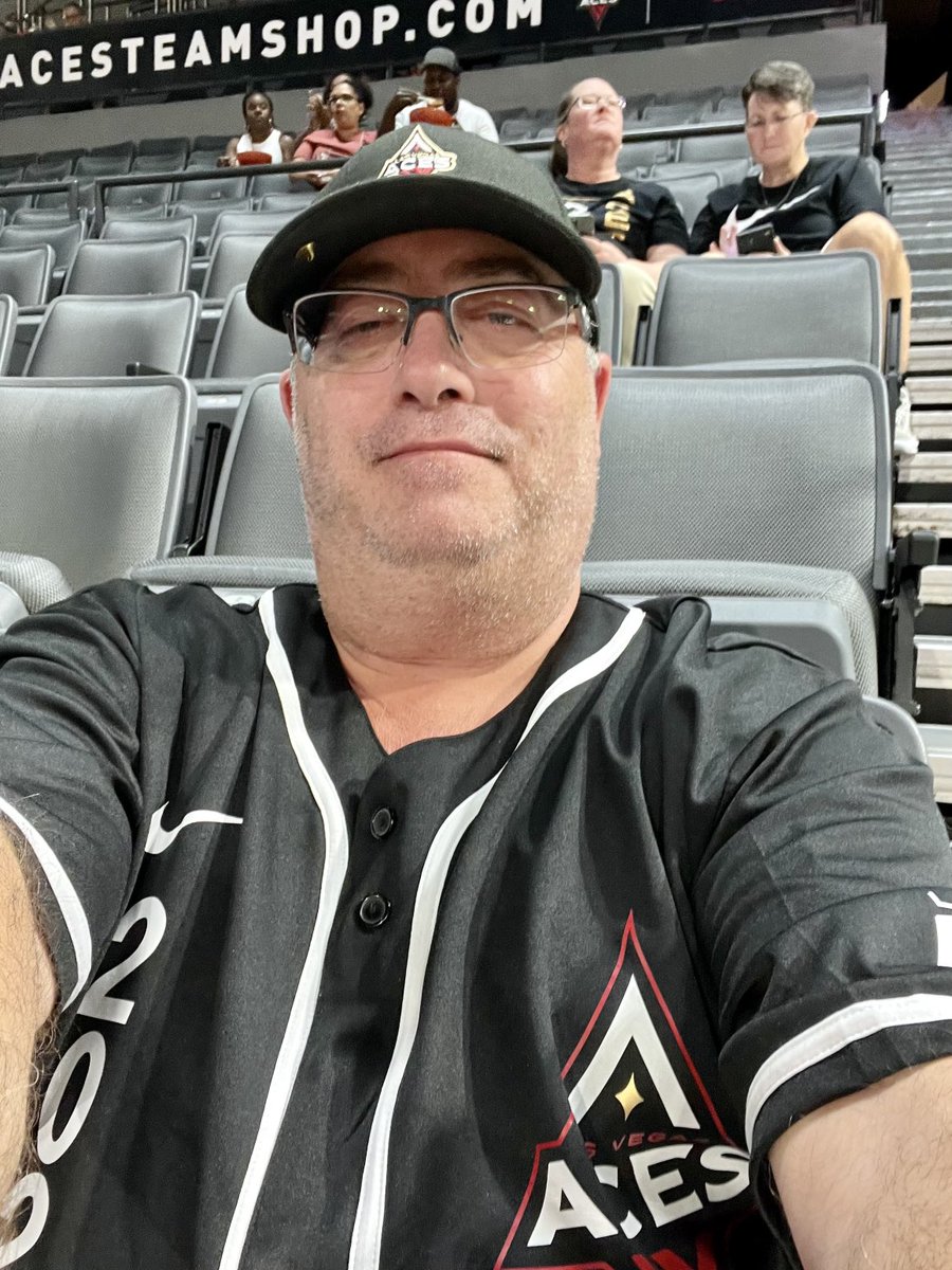 StevenDoctors's tweet photo. ⁦@LVAces⁩ All by myself tonight.  Wife is sidelined with an injury…Go Aces #allinlv #lvaces https://t.co/Ttqjqvatfd