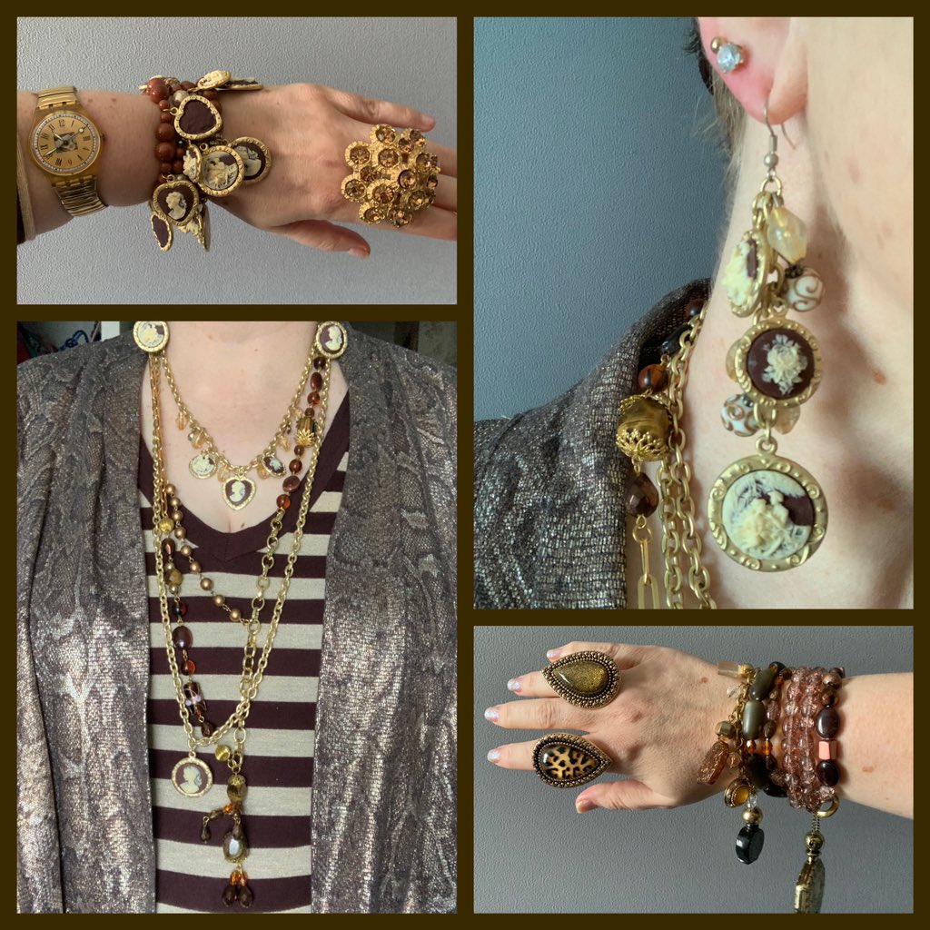 JewelDivasStyle's tweet photo. My appearance. If you get it let me know.
.
#jeweldivasstyle #jeweldivas #mystyle #winterstyle #auguststyle #fashionstyle #fashionista #style #styleinspo #whatiwore #whatiwear #outfit #outfitoftheday #jewelry https://t.co/RPGkzgm6Xk