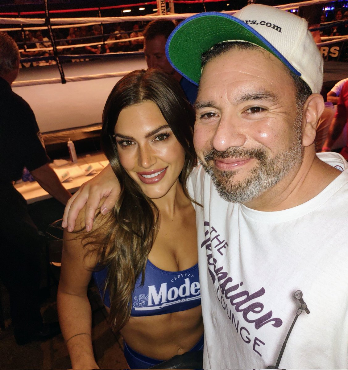 mexican_junior's tweet photo. I am interested in this story. ππ
#ticketfightnight https://t.co/Kv83HON4ov