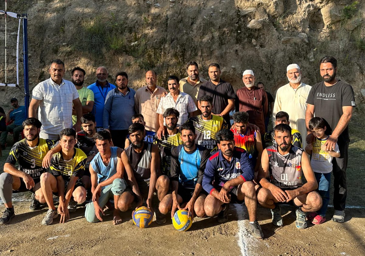 Under the banner of Volleyball Association #JammuAndKashmir, District Bandipora Volleyball Association organised District Volleyball Championship at Nadihal.

A day to celebrate fitness, health, & the spirit of #sports.🏆 #InspiringGenerations #INDvsPAK #Google #SorosAttacksIndia