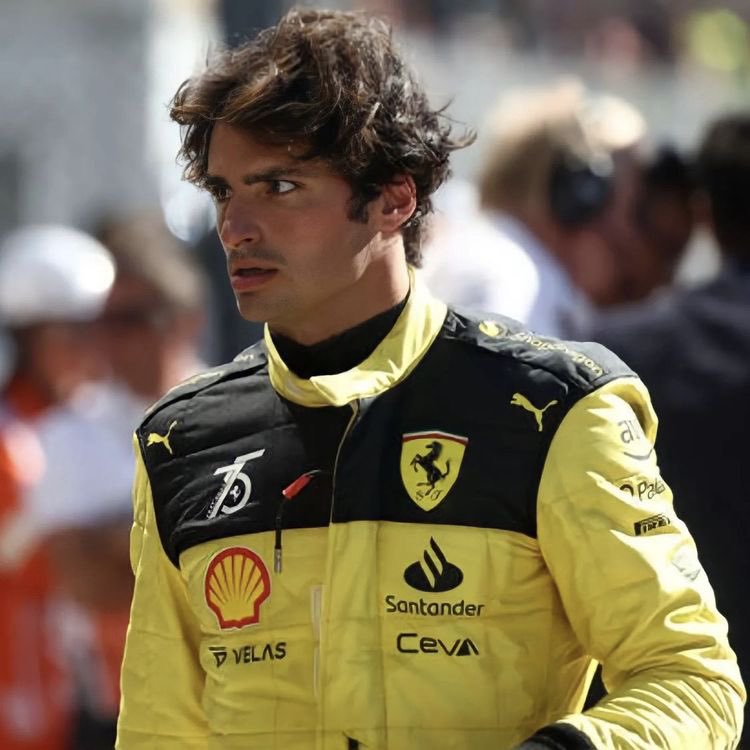 ricnorrisf1's tweet photo. HAPPY BIRTHDAY CARLOS SAINZ https://t.co/VZcrANh2dG