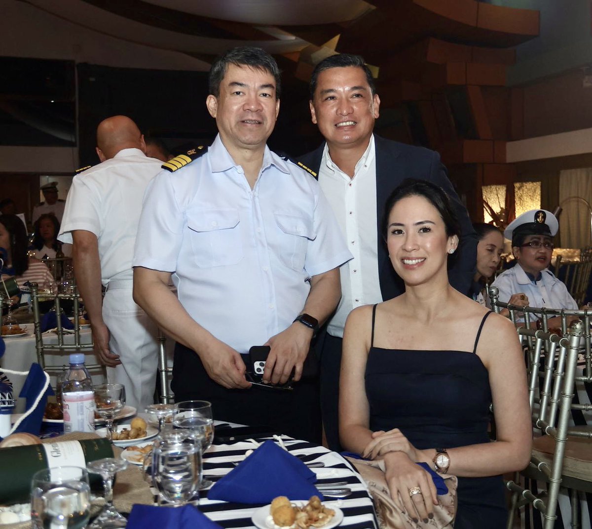 senkokopimentel's tweet photo. Congratulations to the newly inducted president of the Rotary Club of Manila Bay, President JJ Moreno! Your leadership will surely guide our club to new horizons. Here's to a successful and impactful tenure ahead! Ahoy! https://t.co/aMP7WEmRPp