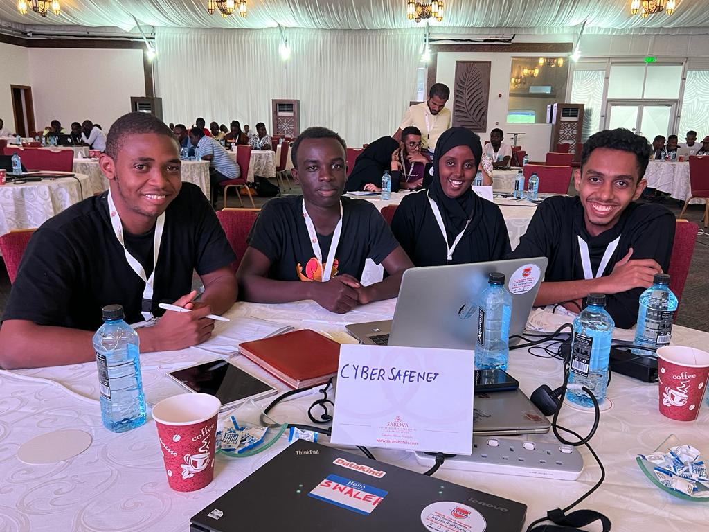 tsisingi93129's tweet photo. #Nationalkecirt #kcsfa #hackathon2023 #Huawei https://t.co/wn6FeApEOV