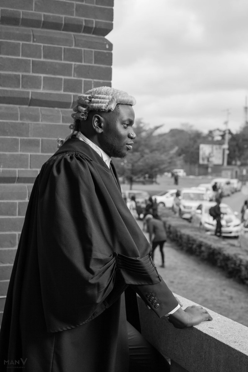 Mwengwe_'s tweet photo. A year of good standing at the bar!!!🥹 I cannot even begin to explain how good God has been to me🙌🏿 👨🏿‍⚖️ https://t.co/1MGrMgKskB