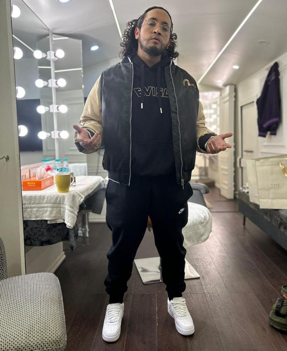 Billahubhaisaab's tweet photo. its Calm Day 🐐

Happy birthday to the Goat https://t.co/cgQL5HUBs5
