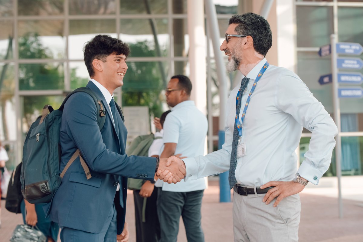 KingsAlBarsha's tweet photo. The new academic year has officially begun!

Kings’ School Al Barsha is once again a hive of exciting activity as we welcomed back our students after the summer break.

And it’s already shaping up to be an exciting year ahead!

#TheBestByEveryChild #SpiritofKings' https://t.co/JSvCs0w5DU