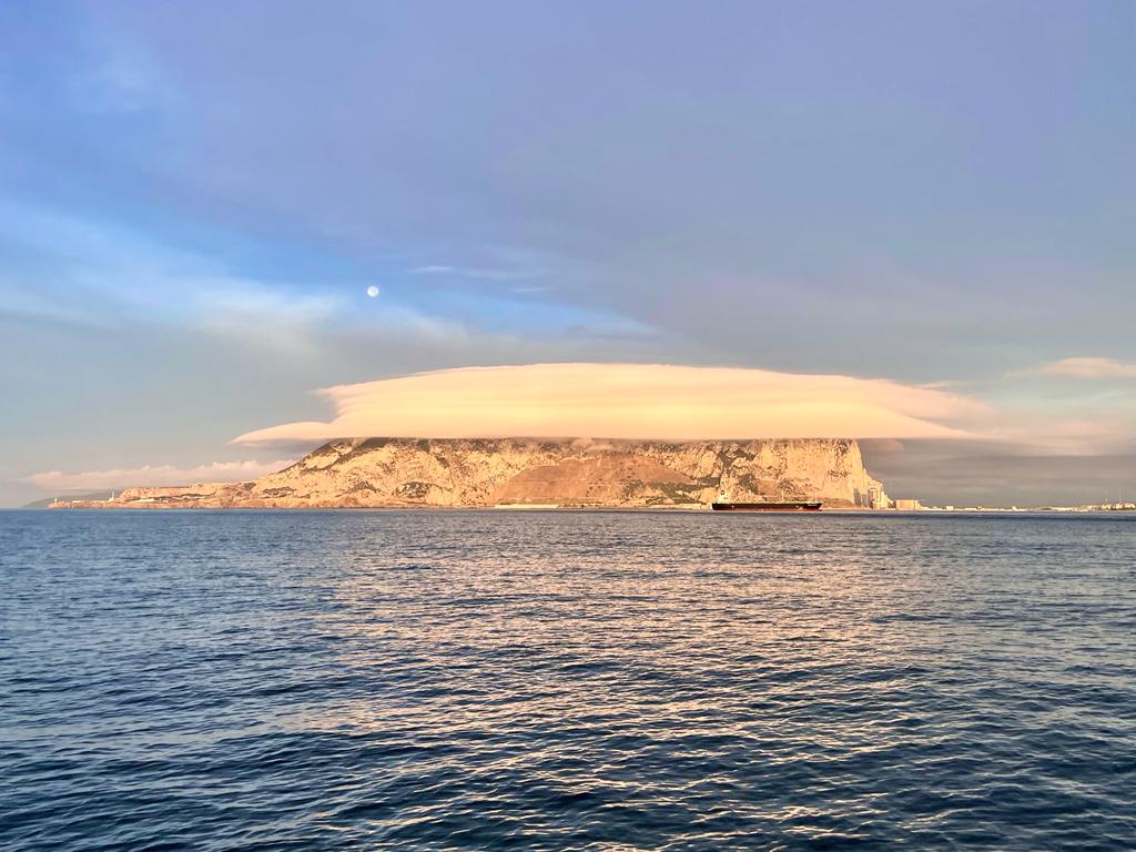 Good morning Gibraltar!
Our Marine Team 1 took these photos whilst out on a routine patrol on the eastern side of the Rock this morning – they were too good not to share.
#Sunrise #Gibraltar #RoyalGibraltarPolice #OpSafeSeas #viewfromtheoffice #Goodmorning