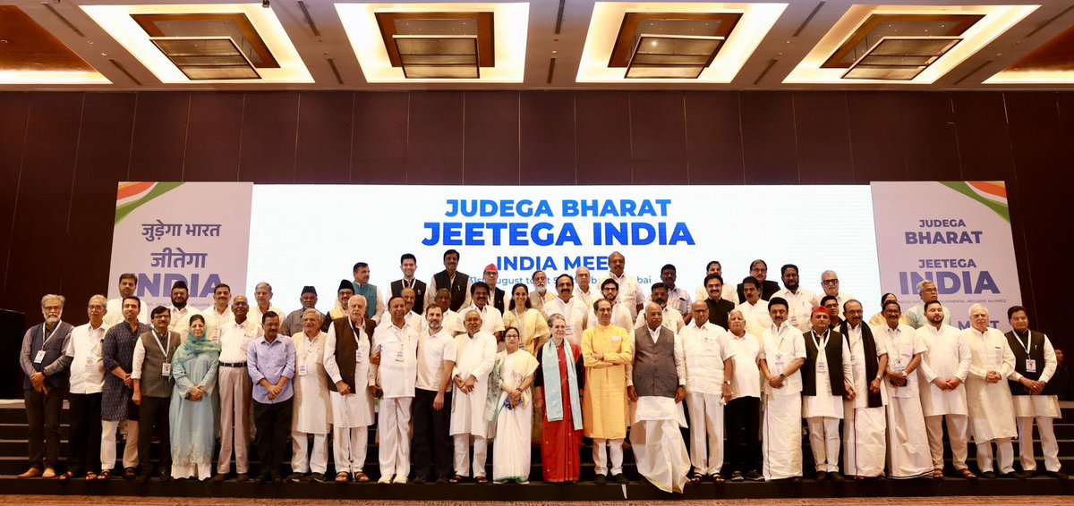kharge's tweet photo. Judega Bharat, Jeetega INDIA 🇮🇳

We are united for a progressive, welfare-oriented, inclusive India. 

No matter how many diversions and distractions, the ruling regime throws at the people, the citizens of India shall not be betrayed anymore. 

140 Cr Indians have decided to usher change. 

The countdown of this autocratic government’s exit has begun !