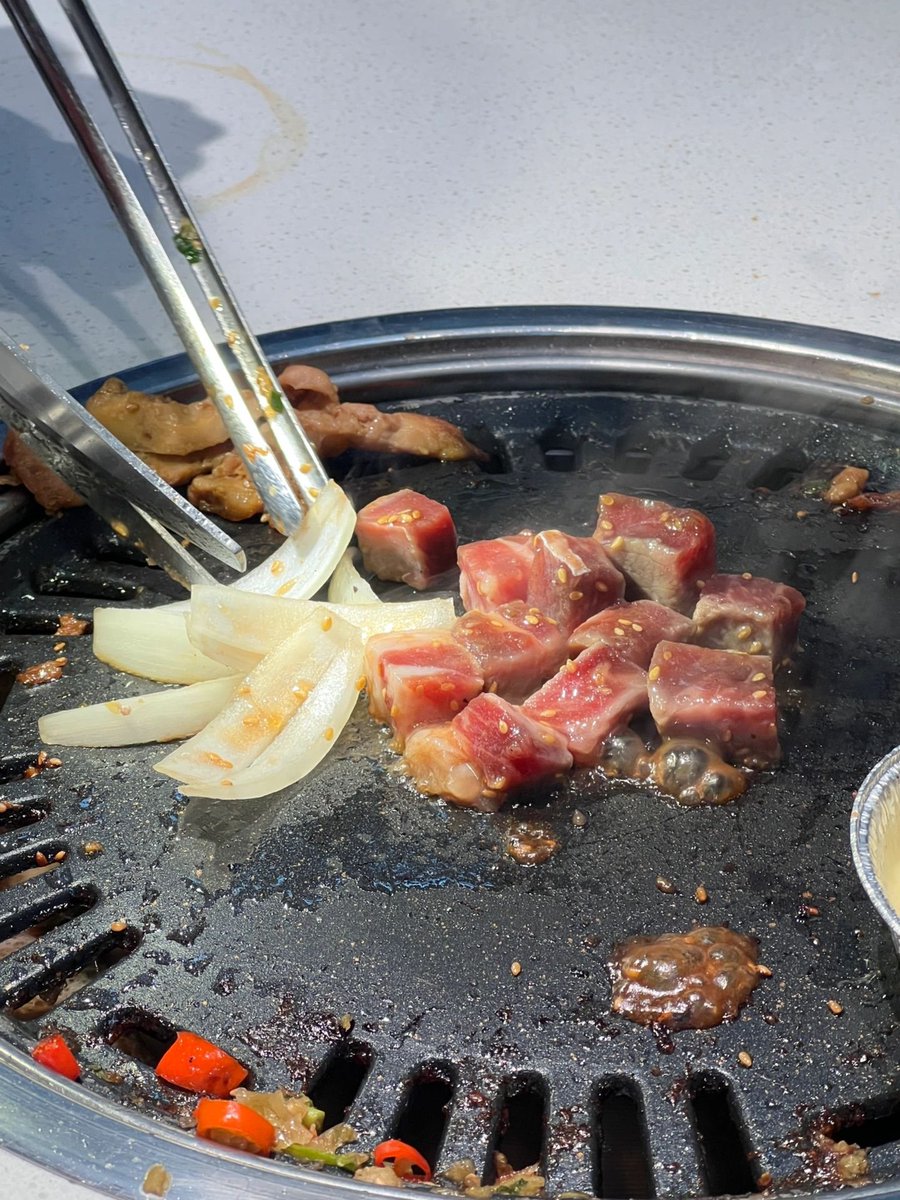 今日は焼いたものを食べます。