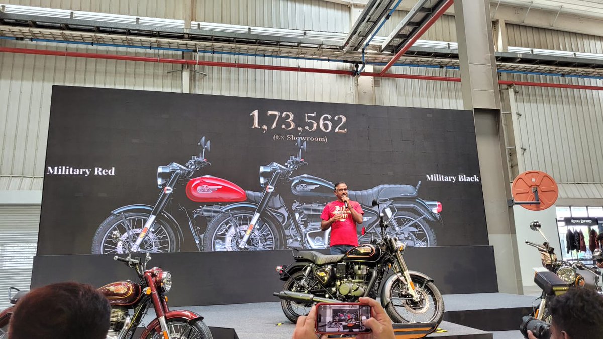 arpitmahendra3's tweet photo. The new 2023  @royalenfield #Bullet350 goes on sale at a starting price of Rs 1.73 lakh. Top variant priced at Rs 2.15 lakh. That's some really good pricing! What do you think? https://t.co/nEQs94hvm1