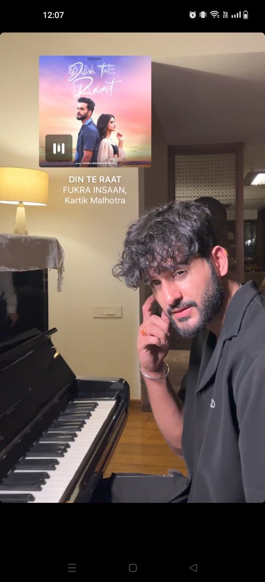 devil_nahyan's tweet photo. Finally messy hair is back 🥹❤️❤️

#AbhishekMalhan #Fukralnsaan https://t.co/bfm3eIe4K9