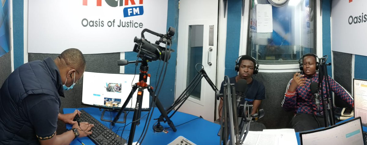 HAKIFM1's tweet photo. The African Youth Climate Assembly (AYCA) is ongoing to the 03 Sept at the KICC. Brian King and Eric Namayi from Moto News taking us through what we should expect of the summit on the worldwide battle against climate change. https://t.co/FYIgepBvpy