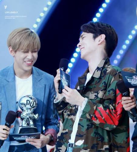 14O7red's tweet photo. Bammie and Bummie need to reunite!
@BamBam1A let’s goooo https://t.co/NEPVQhq1yi