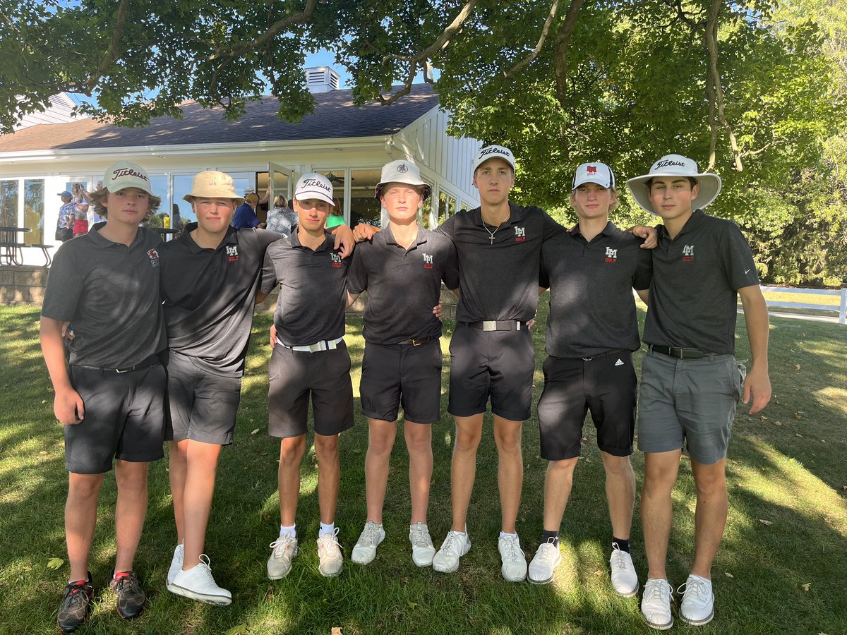 Felt like we hadn’t played in weeks! Guys competed well tonight, posting our best 9-hole score of the year. We won the meet by 10, shooting 148 on aerated greens. <a href="/ChristianCloyd5/">Christian Cloyd</a> medaled with a 35, while Max Faulkner and Ben Steenrod T-2nd w/ 37.  #Compete #Progress