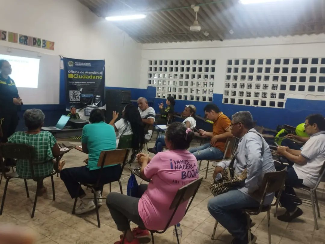 PoliciaDeCesar's tweet image. En #Valledupar con #DDHH #PRECI y promotores de convivencia generamos espacios pedagógicos para fortalecer de manera estratégica la convivencia ciudadana. #PlanChoque360